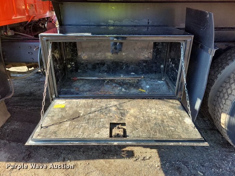 image for item DL7859 1997 Ford LT9000 dump truck