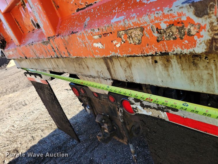 image for item DL7859 1997 Ford LT9000 dump truck