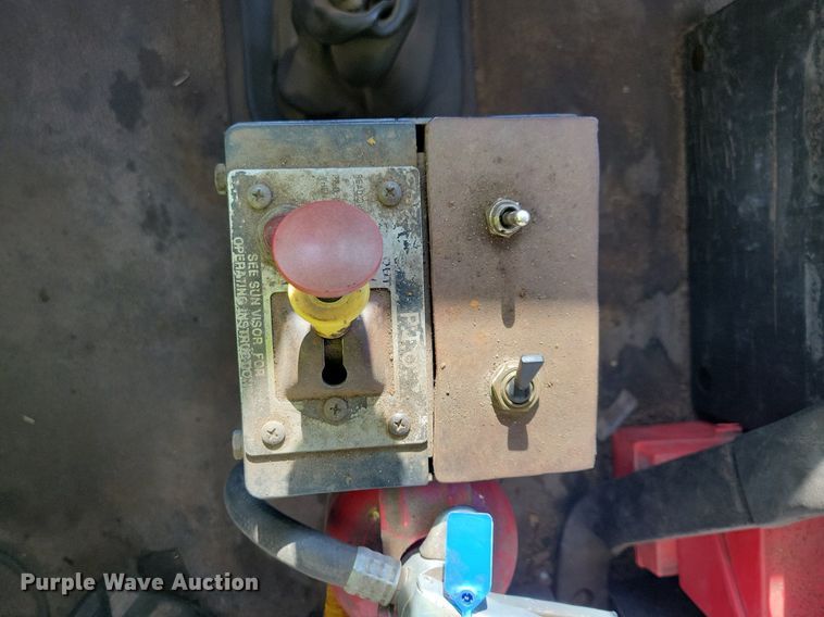 image for item DL7859 1997 Ford LT9000 dump truck