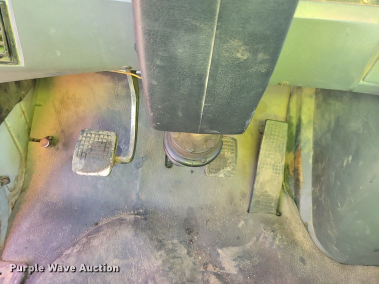 image for item DL7859 1997 Ford LT9000 dump truck