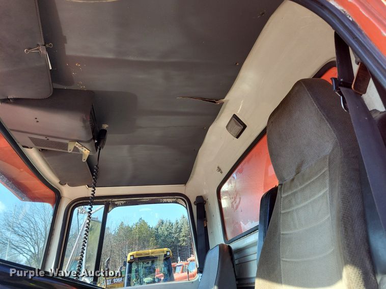 image for item DL7859 1997 Ford LT9000 dump truck