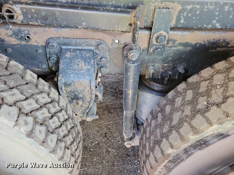 image for item DL7859 1997 Ford LT9000 dump truck