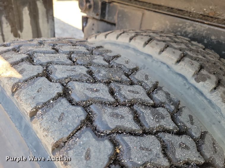 image for item DL7859 1997 Ford LT9000 dump truck