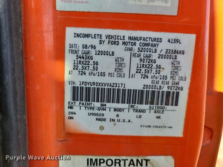 image for item DL7859 1997 Ford LT9000 dump truck