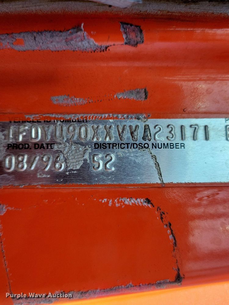 image for item DL7859 1997 Ford LT9000 dump truck