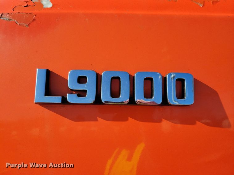 image for item DL7860 1995 Ford LT9000 dump truck