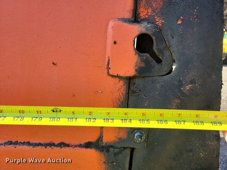 image for item DL7860 1995 Ford LT9000 dump truck