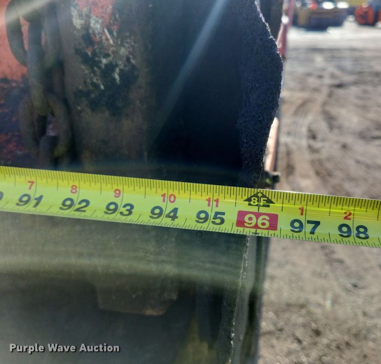 image for item DL7860 1995 Ford LT9000 dump truck