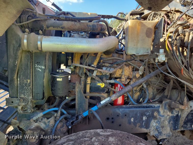 image for item DL7860 1995 Ford LT9000 dump truck