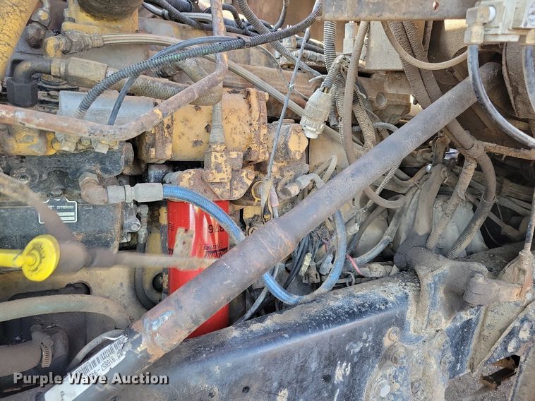 image for item DL7860 1995 Ford LT9000 dump truck