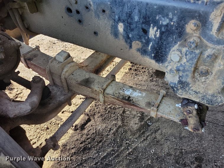 image for item DL7860 1995 Ford LT9000 dump truck