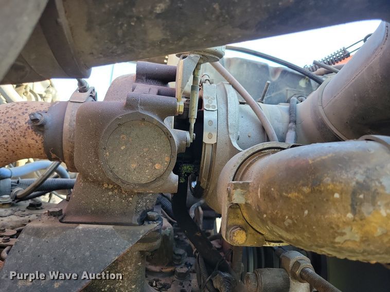 image for item DL7860 1995 Ford LT9000 dump truck