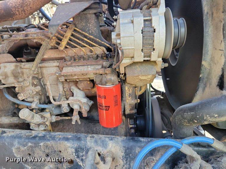 image for item DL7860 1995 Ford LT9000 dump truck