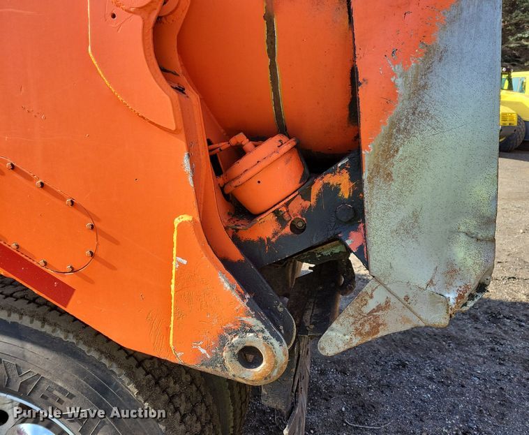 image for item DL7861 2002 Kenworth T800 dump truck