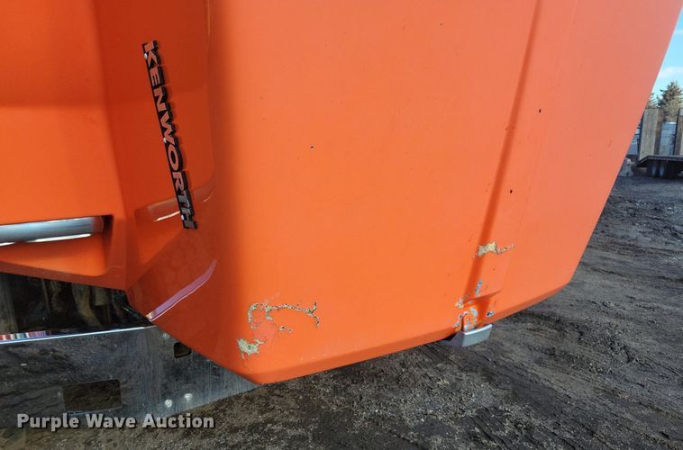 image for item DL7861 2002 Kenworth T800 dump truck