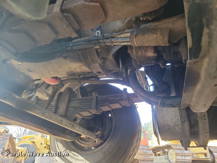 image for item DL7861 2002 Kenworth T800 dump truck