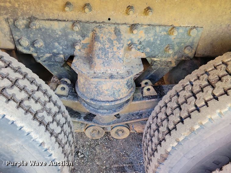 image for item DL7861 2002 Kenworth T800 dump truck