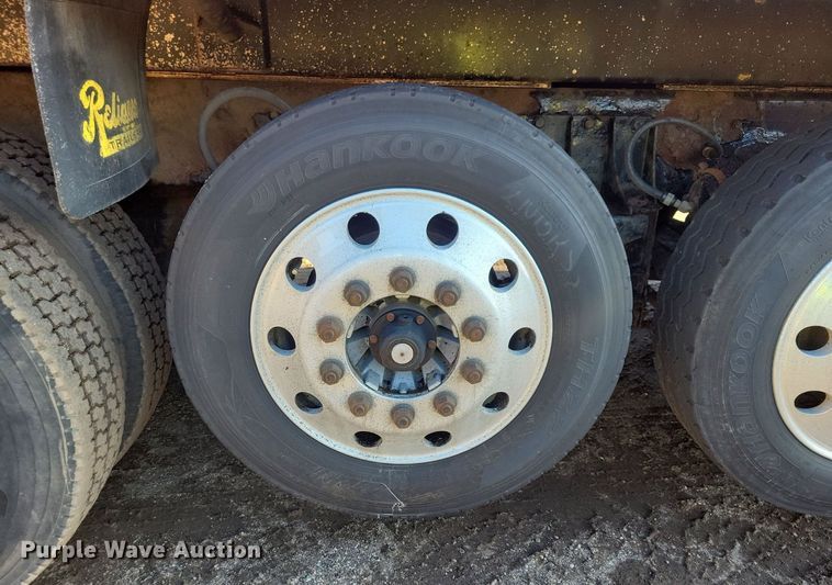 image for item DL7861 2002 Kenworth T800 dump truck