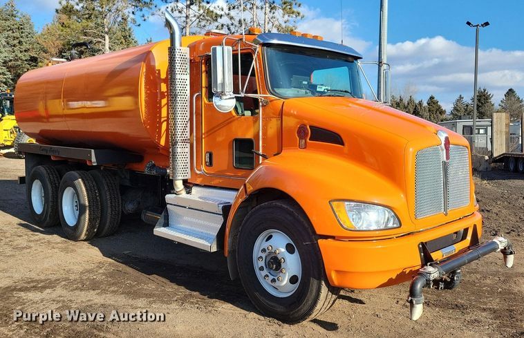 image for item DL7862 2022 Kenworth T370 water truck