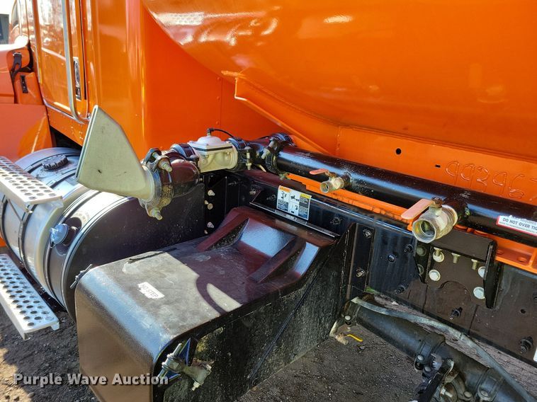 image for item DL7862 2022 Kenworth T370 water truck