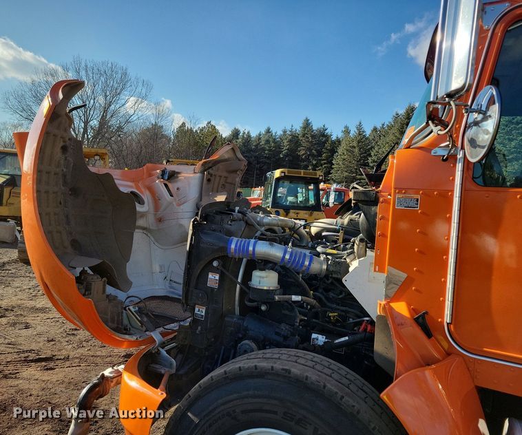 image for item DL7862 2022 Kenworth T370 water truck