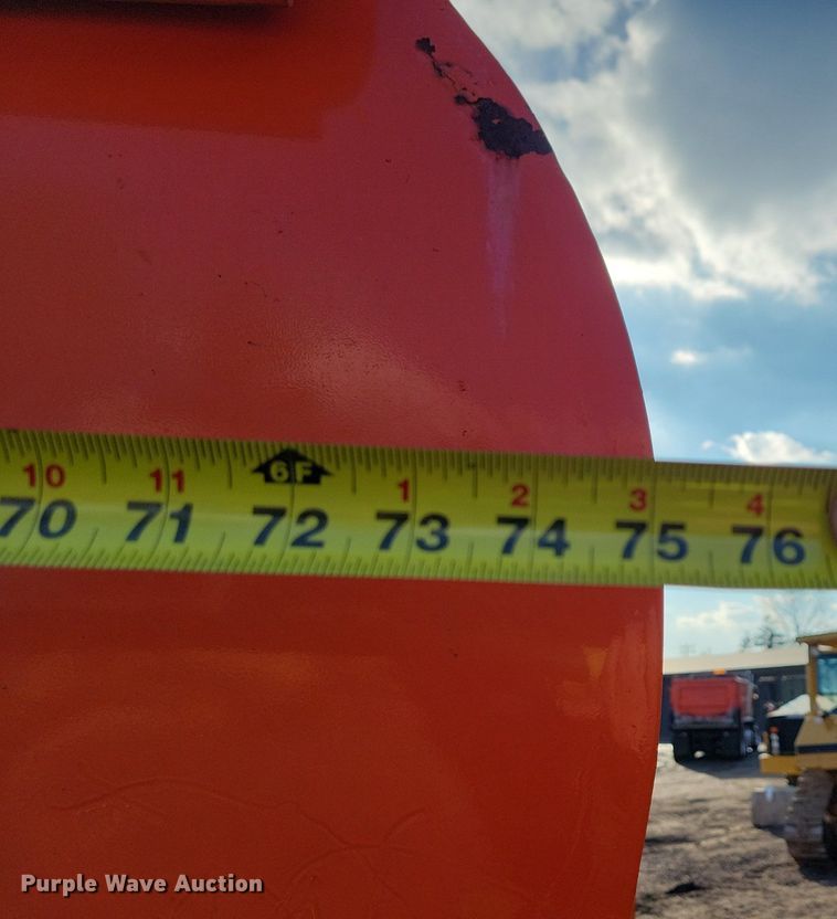 image for item DL7863 1990 Ford L8000 water truck