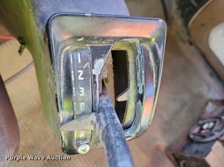 image for item DL7863 1990 Ford L8000 water truck