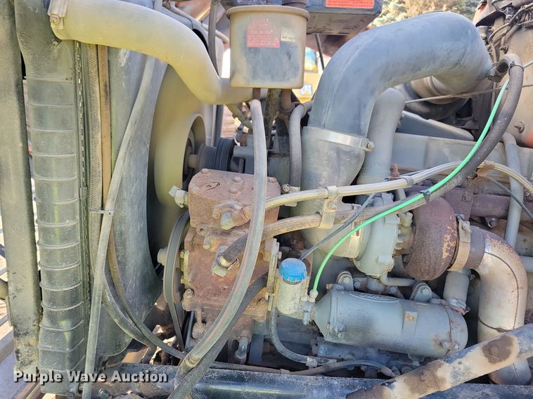 image for item DL7863 1990 Ford L8000 water truck