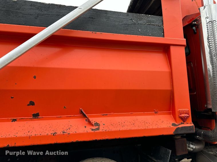 image for item DL7864 2005 Sterling LT9511 dump truck