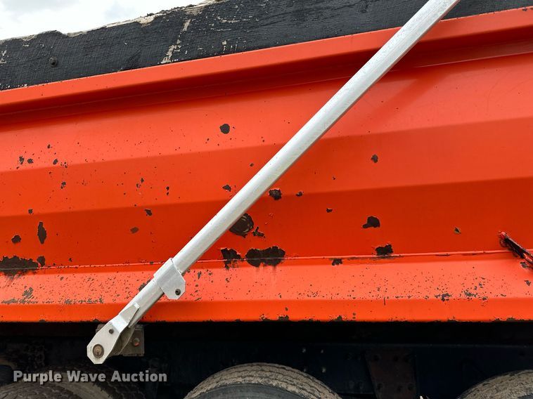 image for item DL7864 2005 Sterling LT9511 dump truck