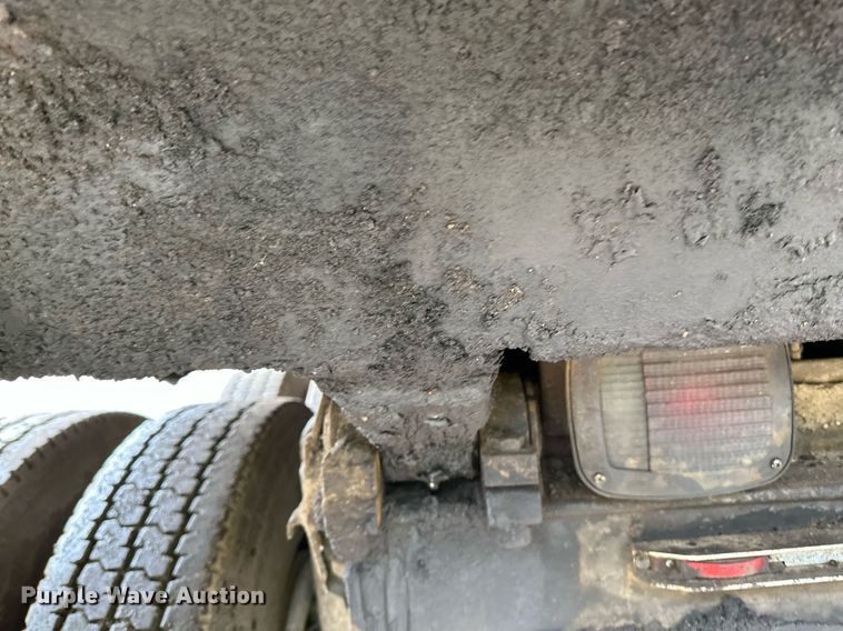 image for item DL7864 2005 Sterling LT9511 dump truck