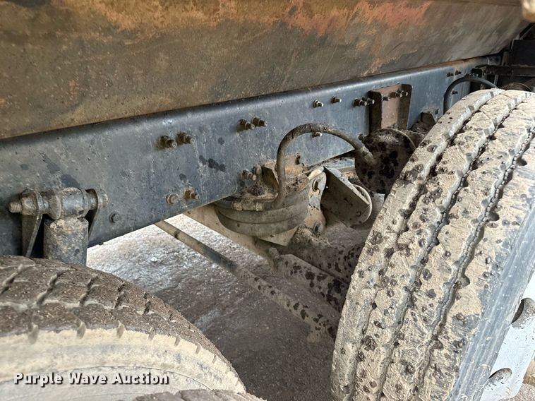 image for item DL7864 2005 Sterling LT9511 dump truck