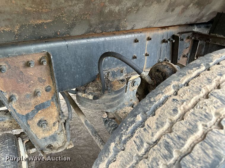 image for item DL7864 2005 Sterling LT9511 dump truck