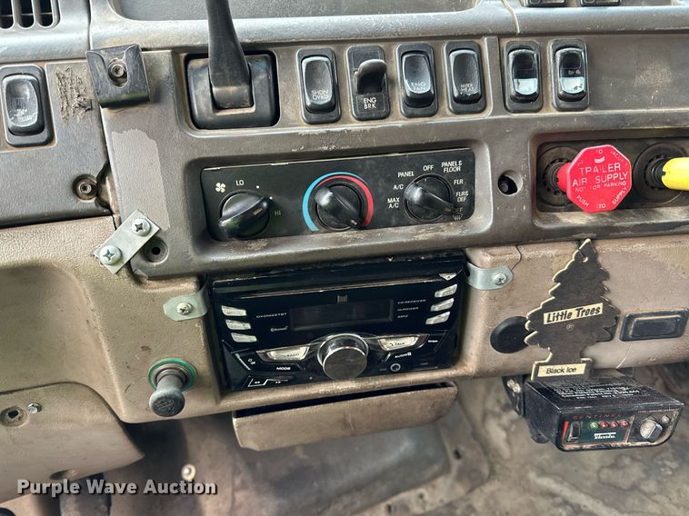 image for item DL7864 2005 Sterling LT9511 dump truck