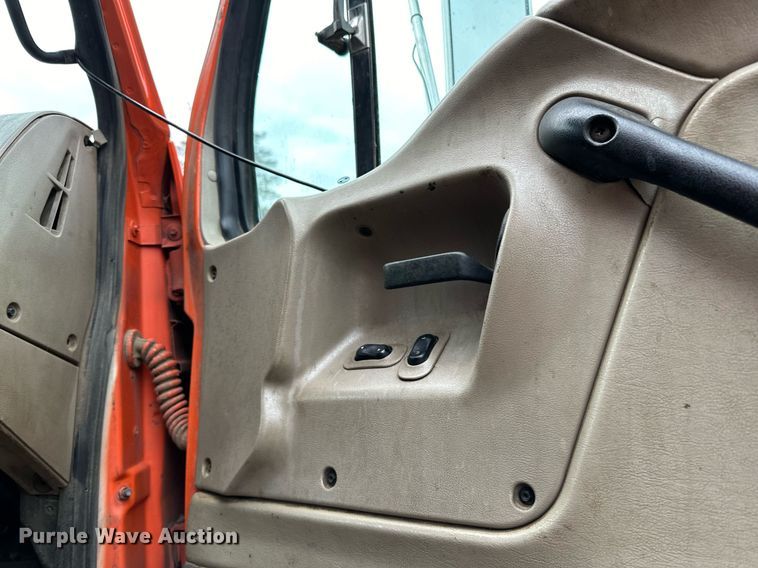 image for item DL7864 2005 Sterling LT9511 dump truck