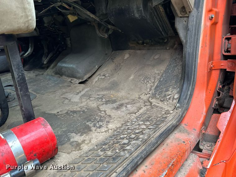 image for item DL7864 2005 Sterling LT9511 dump truck