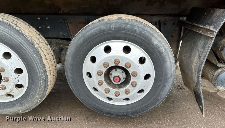 image for item DL7864 2005 Sterling LT9511 dump truck