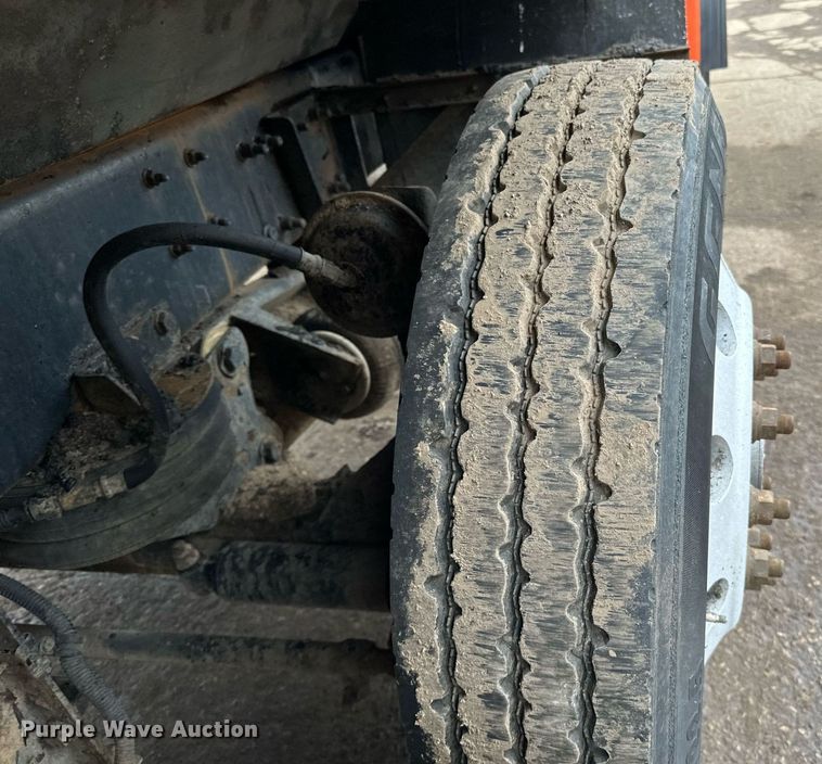 image for item DL7864 2005 Sterling LT9511 dump truck