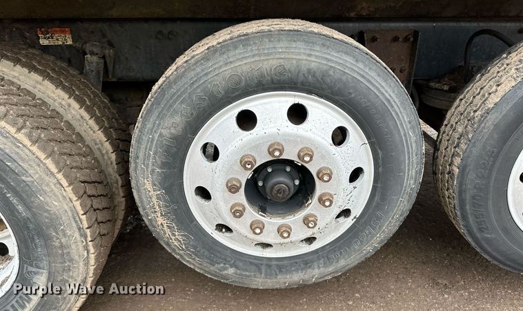 image for item DL7864 2005 Sterling LT9511 dump truck