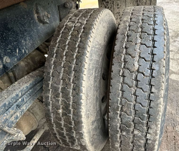 image for item DL7864 2005 Sterling LT9511 dump truck