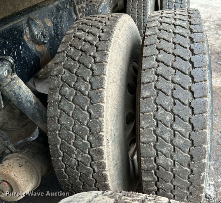 image for item DL7864 2005 Sterling LT9511 dump truck