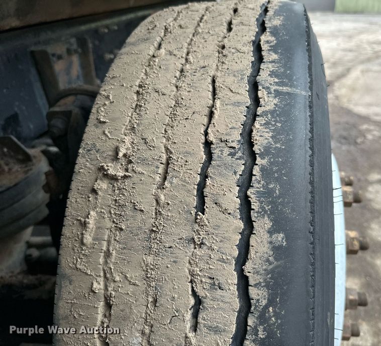 image for item DL7864 2005 Sterling LT9511 dump truck