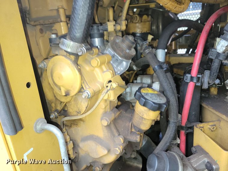 image for item DL7865 2016 Caterpillar CB44B double drum vibratory roller