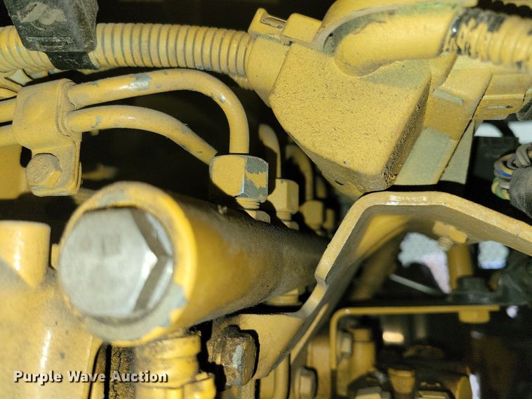 image for item DL7865 2016 Caterpillar CB44B double drum vibratory roller