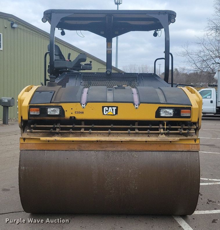 image for item DL7866 2018 Caterpillar CB15 double drum vibratory roller