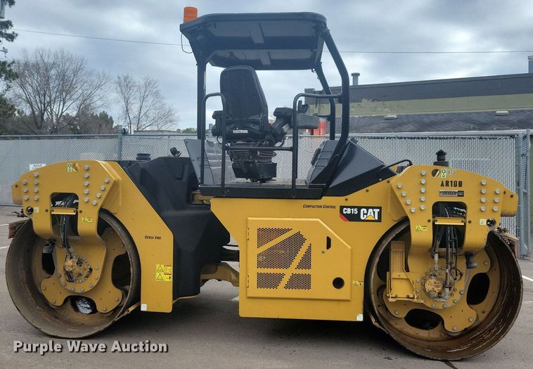 image for item DL7866 2018 Caterpillar CB15 double drum vibratory roller