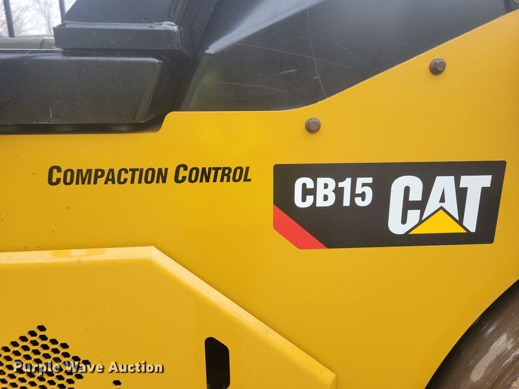 image for item DL7866 2018 Caterpillar CB15 double drum vibratory roller