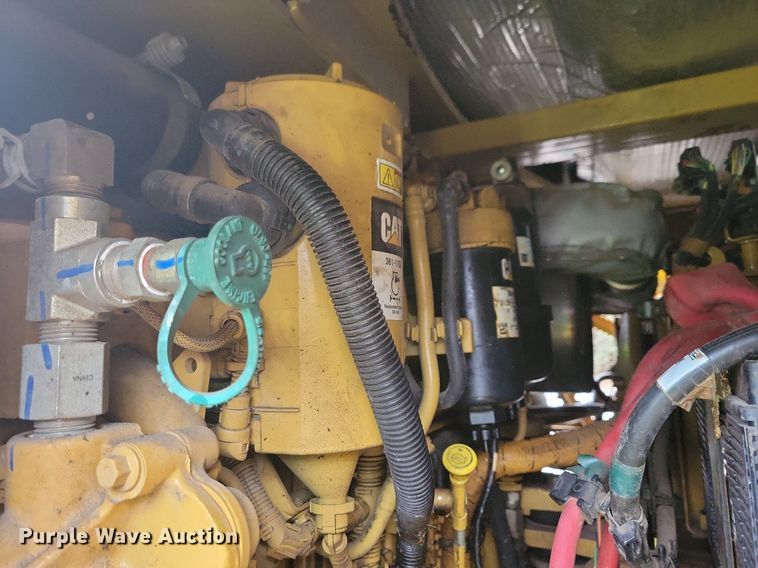 image for item DL7866 2018 Caterpillar CB15 double drum vibratory roller