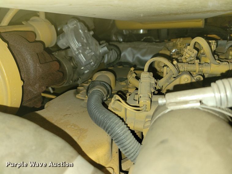 image for item DL7866 2018 Caterpillar CB15 double drum vibratory roller