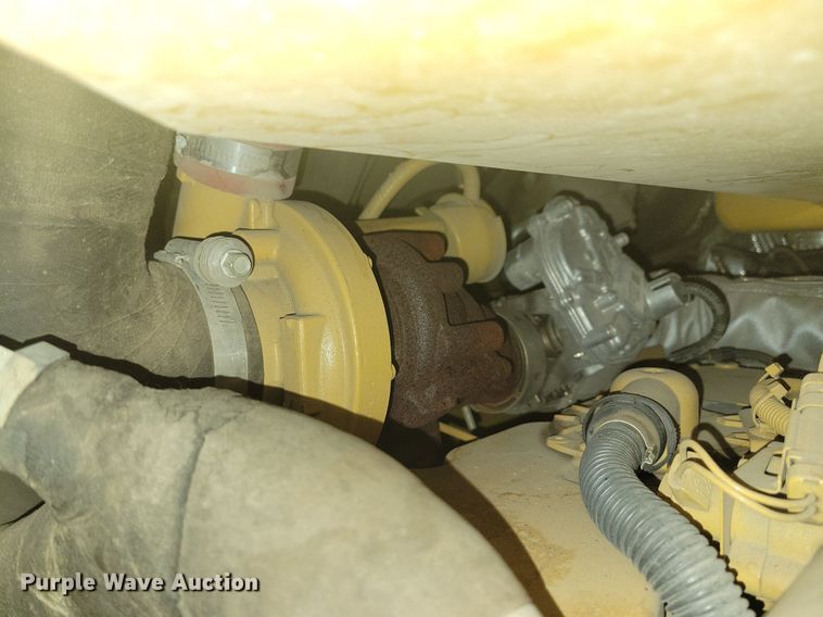 image for item DL7866 2018 Caterpillar CB15 double drum vibratory roller